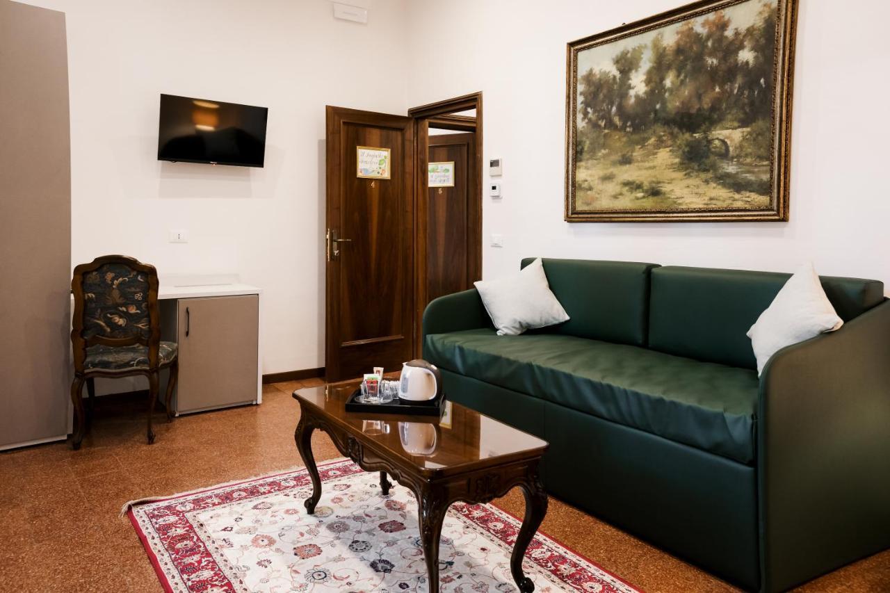 Lami Room & Apartment カステル・サン・ピエトロ・テルメ エクステリア 写真