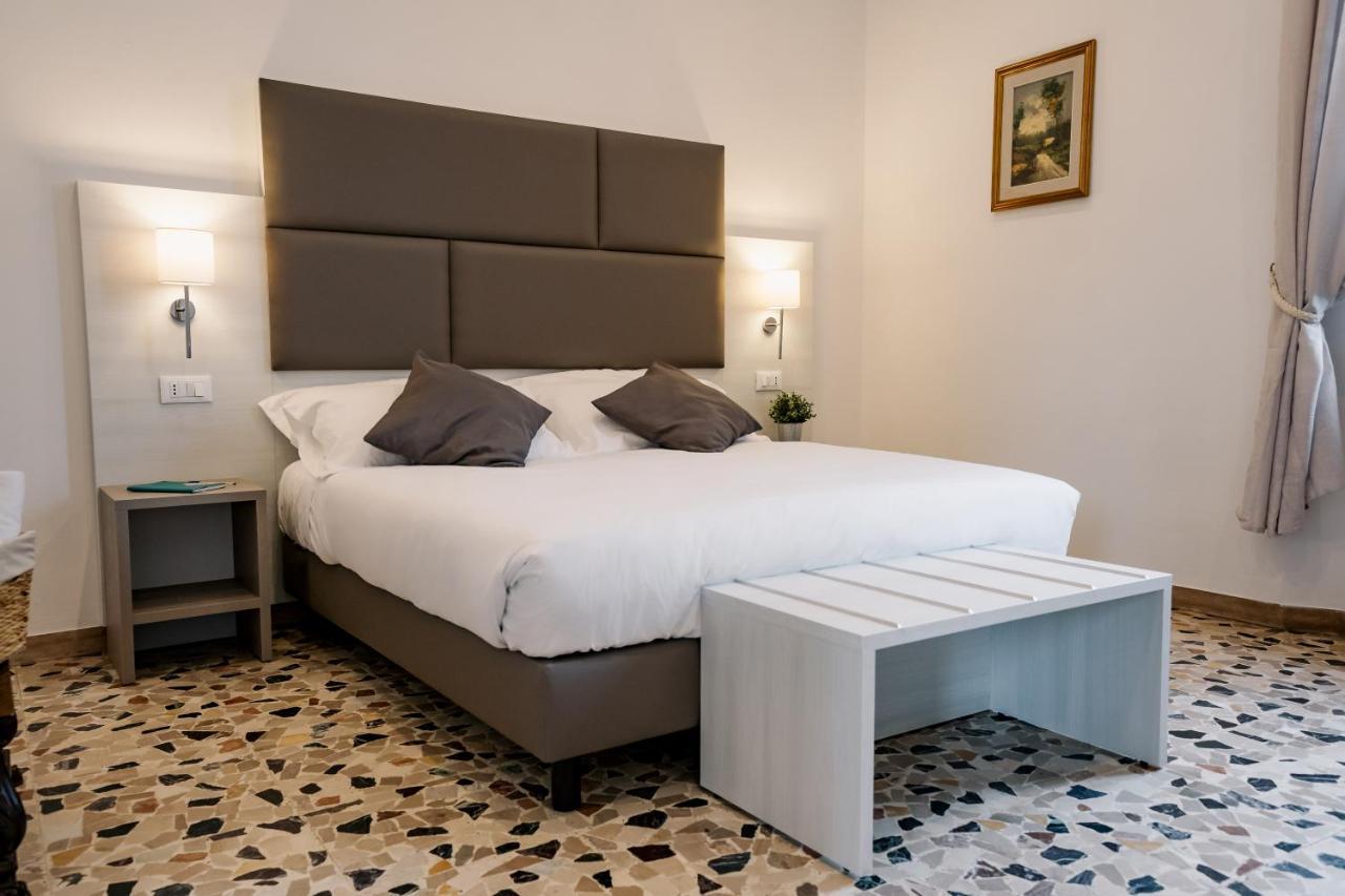 Lami Room & Apartment カステル・サン・ピエトロ・テルメ エクステリア 写真